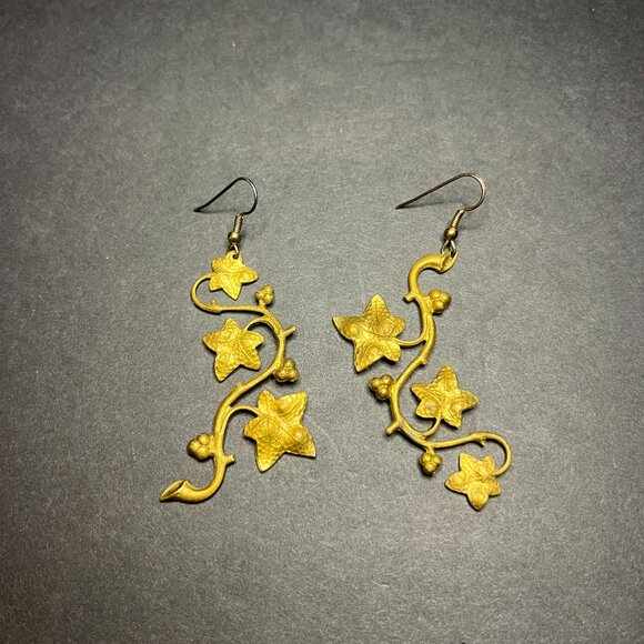 Boho Bohemian Brass Grape Vine Leaf Dangle Drop Fashion Jewelry Earrings 3" - Picture 1 of 3